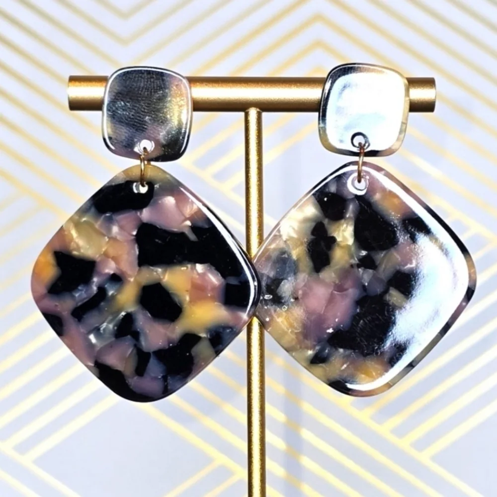 Beautiful Boho Resin Mosaic Earrings New without Tags - Picture 2 of 4